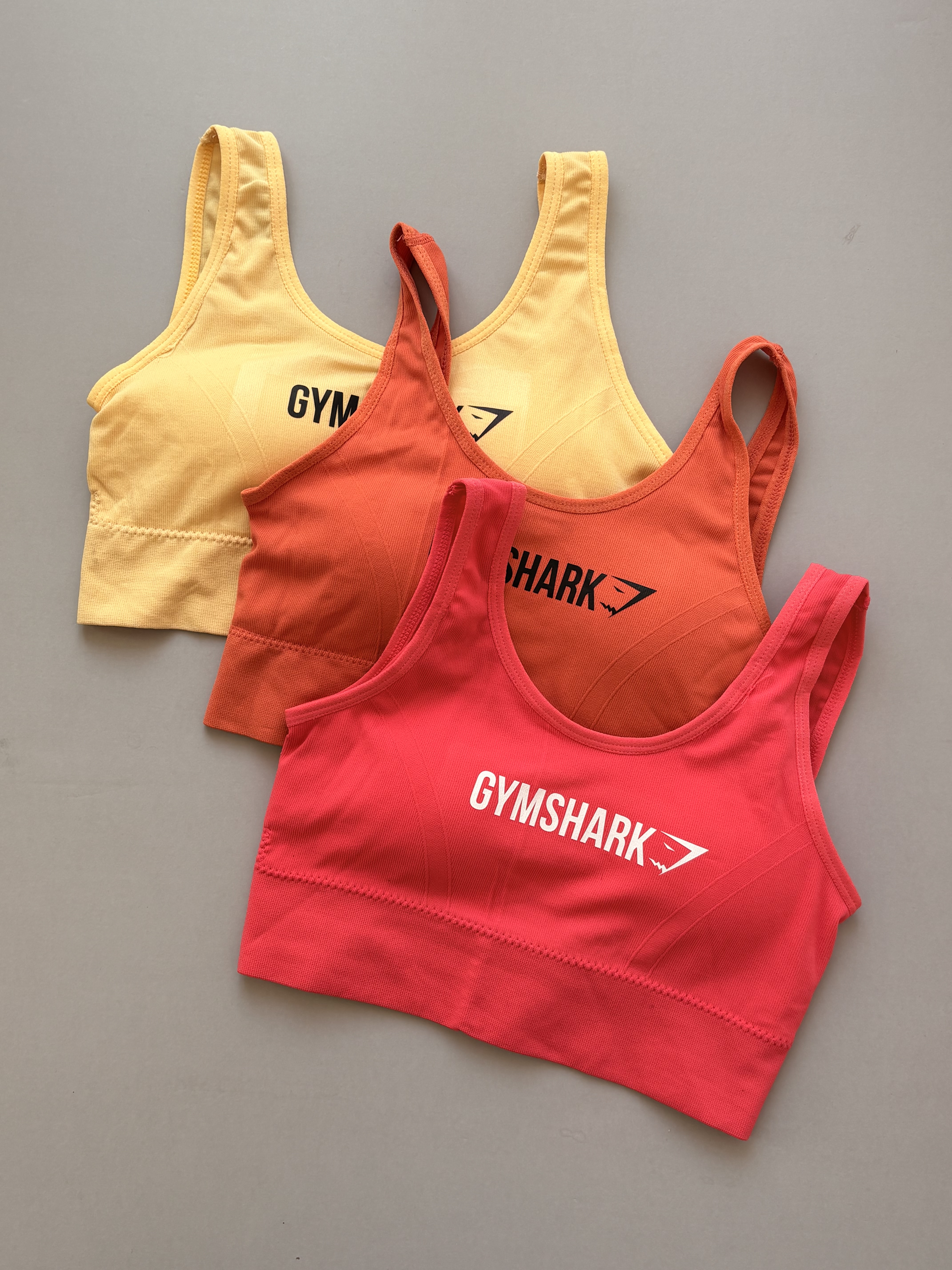 نیمتنهgymshark🤸🏻✨